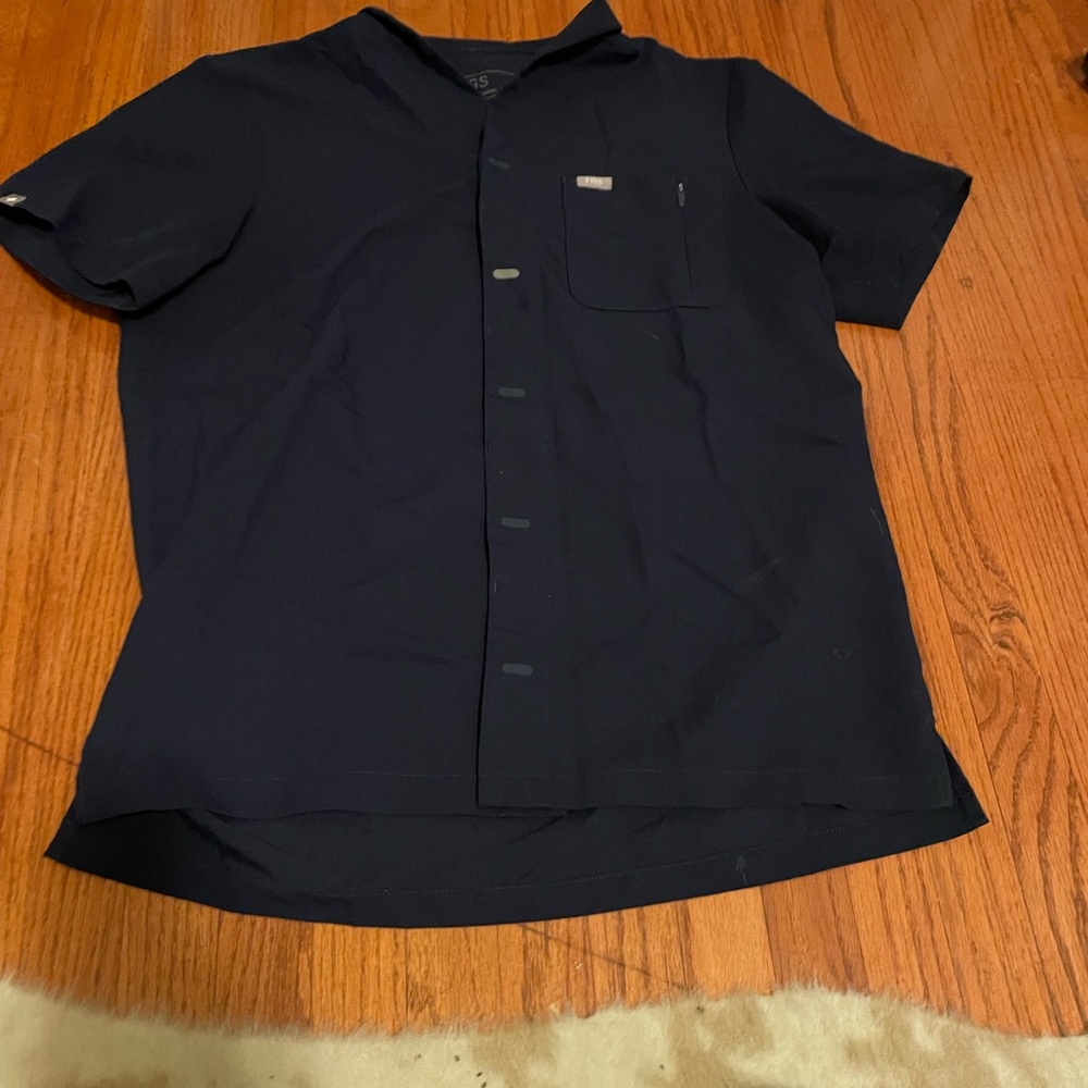 Navy Figs scrubs set in Medium two tops!